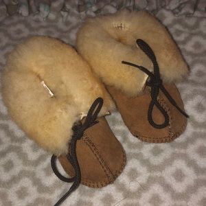 NWOT Toddler Slippers